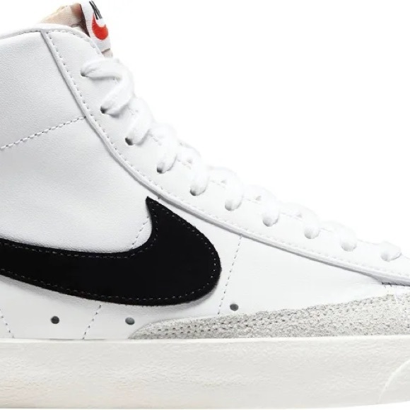 Nike White and Black mid 77’ Blazers - Picture 3 of 4